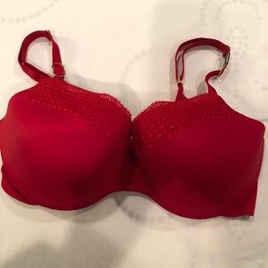 Victoria’s Secret Demi incredible bra